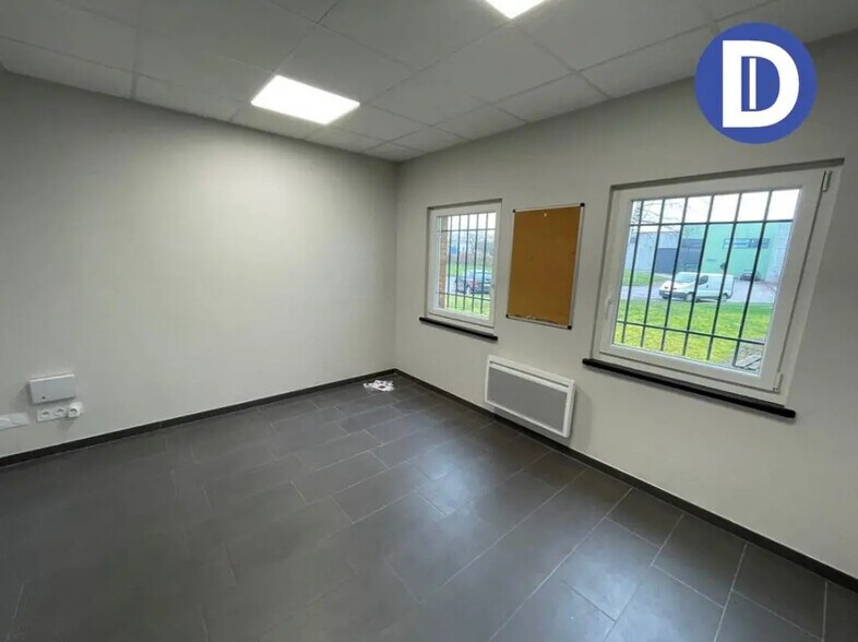 Flex in Ennery for lease - Building Photo - Image 3 of 6