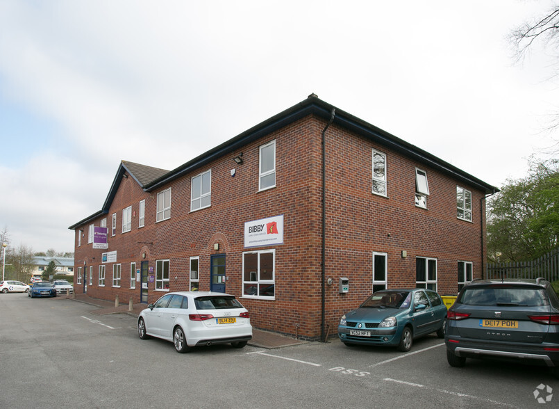 Newcastle Rd, Stoke On Trent for lease - Primary Photo - Image 1 of 9