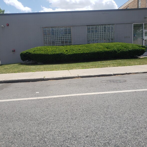 5111-5115 W Roosevelt Rd, Cicero, IL for sale - Building Photo - Image 3 of 10