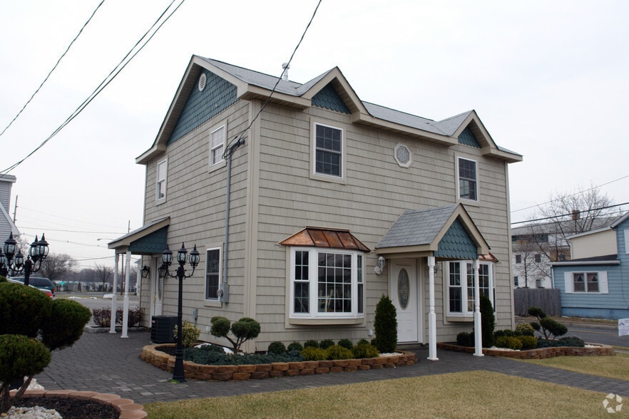 314 Maple Pl, Keyport, NJ for lease - Building Photo - Image 3 of 4