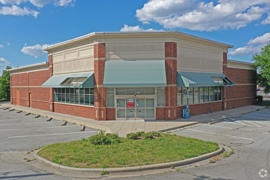1587 Skeet Club Rd, High Point, NC for sale - Primary Photo - Image 1 of 1