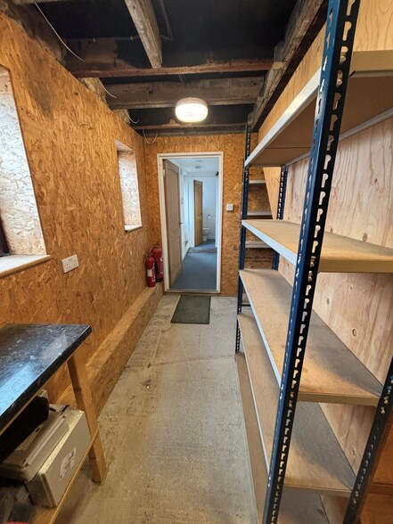 5 Route des Houmets, Guernsey for sale - Interior Photo - Image 2 of 4