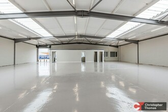 Dedworth Rd, Windsor for lease Interior Photo- Image 1 of 5