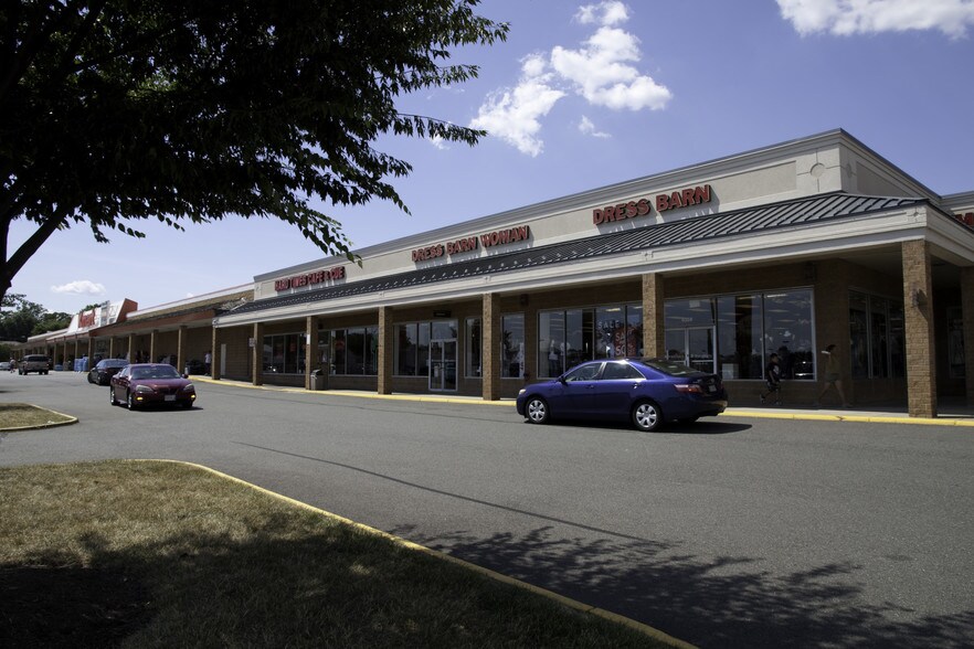 63947206 Old Keene Mill Rd, Springfield, VA 22150 Springfield Plaza