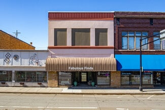 More details for 811 Oregon St, Oshkosh, WI - Retail for Sale