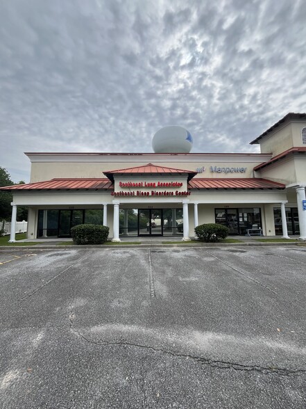 122 Scranton Connector, Brunswick, GA for lease - Building Photo - Image 1 of 6