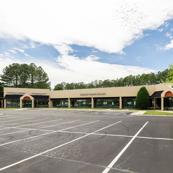 5400-5412 S Miami Blvd, Durham, NC for lease - Building Photo - Image 3 of 3