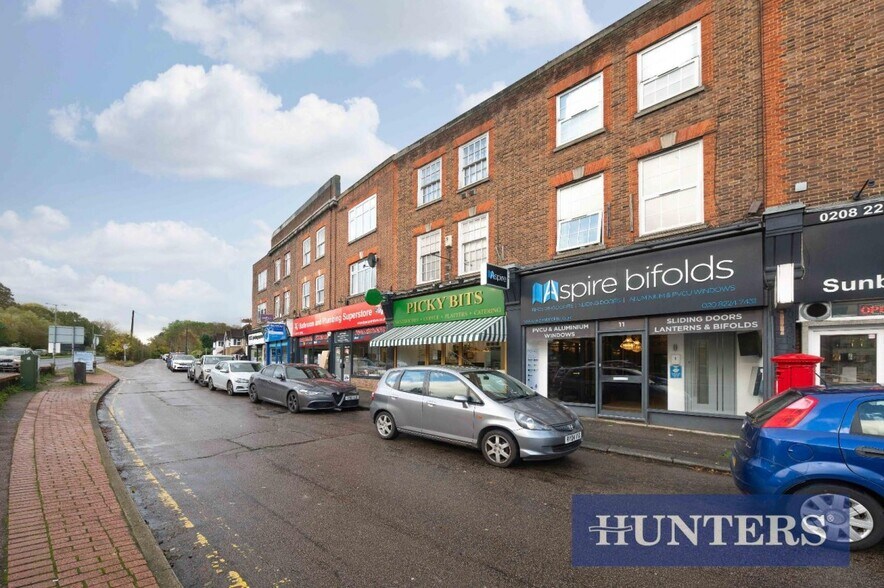 6-7 Castle Para, Epsom for sale - Building Photo - Image 1 of 1