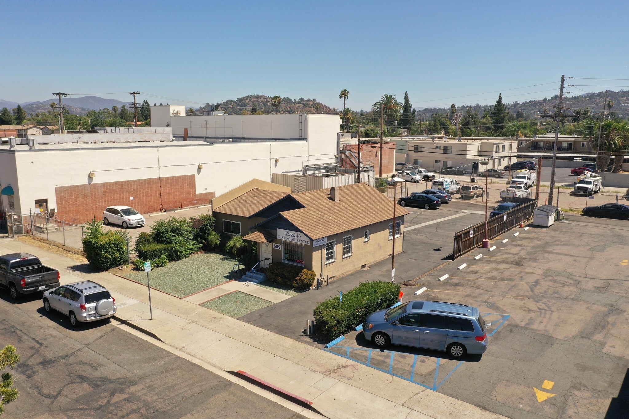 689 Main St, El Cajon, CA for sale Building Photo- Image 1 of 1