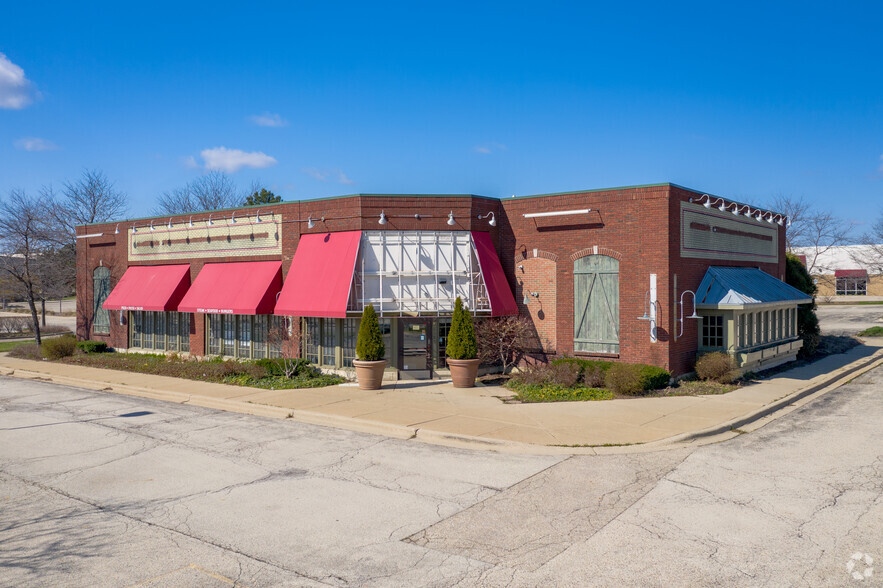 6593 Grand Ave, Gurnee, IL for sale - Building Photo - Image 1 of 1