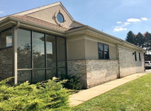 700 Eden Rd, Lancaster, PA for sale Building Photo- Image 1 of 1