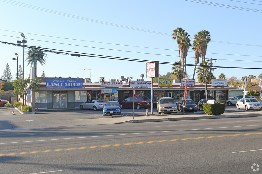 7215-7227 Tampa Ave, Reseda, CA for sale - Building Photo - Image 1 of 1