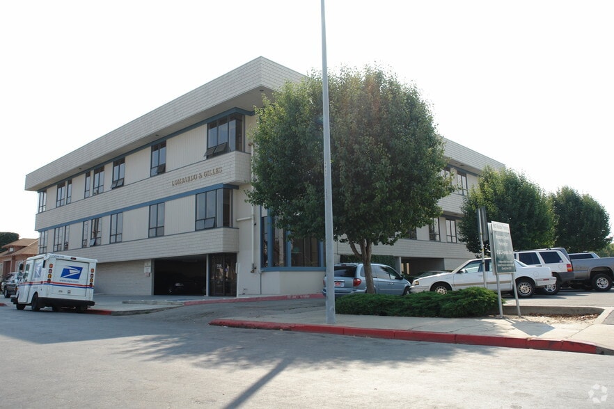 318 Cayuga St, Salinas, CA for lease - Building Photo - Image 2 of 6