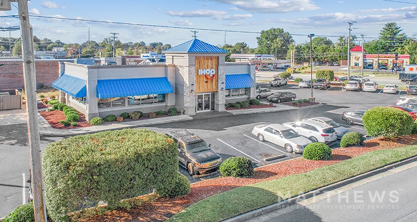 110 E Parris Ave, High Point, NC for sale Building Photo- Image 1 of 1