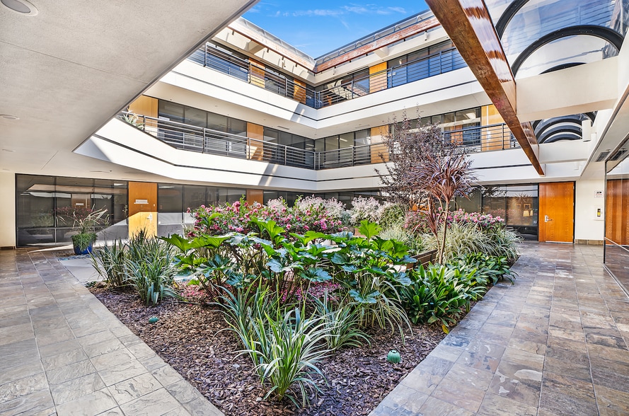 4542 Ruffner St, San Diego, CA for lease - Building Photo - Image 1 of 5