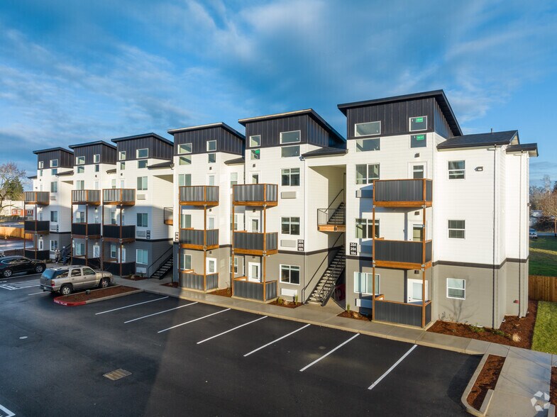 3930 Cherry Ave NE, Keizer, OR for sale - Primary Photo - Image 1 of 1