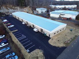 18 Francis J Clarke Cir, Bethel, Ct, Bethel CT - Warehouse