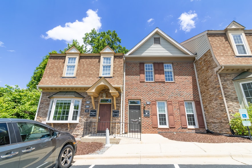 211 E Six Forks Rd, Raleigh, NC for sale - Building Photo - Image 1 of 13