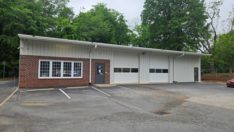 2704-2706 S Main St, Concord, NC for sale - Building Photo - Image 3 of 16