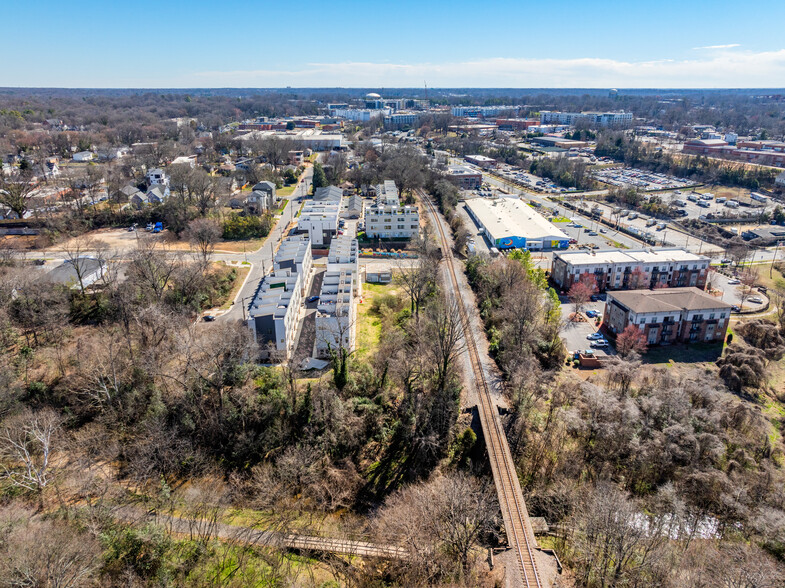 961 Seigle Ave, Charlotte, NC for sale - Building Photo - Image 3 of 11