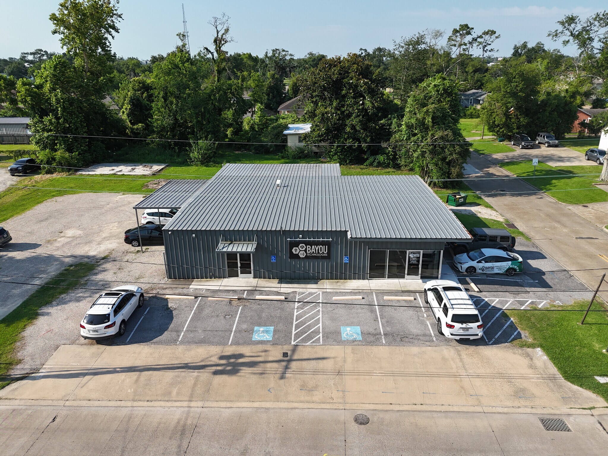 430 Alamo St, Lake Charles, LA for lease Building Photo- Image 1 of 3