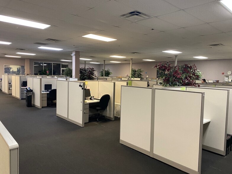 1374 S Babcock St, Melbourne, FL for lease - Interior Photo - Image 3 of 8