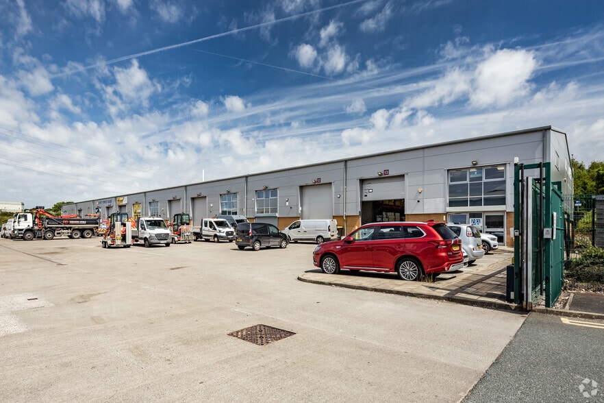 Coopers Ln, Liverpool for lease - Building Photo - Image 1 of 5