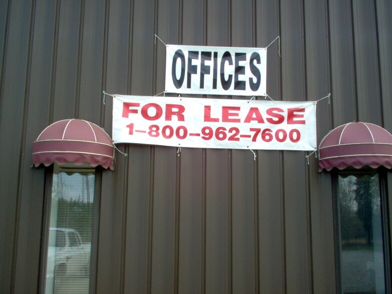 931 E Elm St, Graham, NC for sale - Building Photo - Image 1 of 1