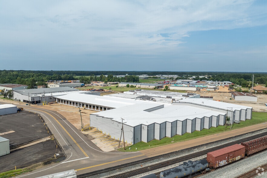 1125 Weems St, Jackson, MS for lease - Building Photo - Image 2 of 22