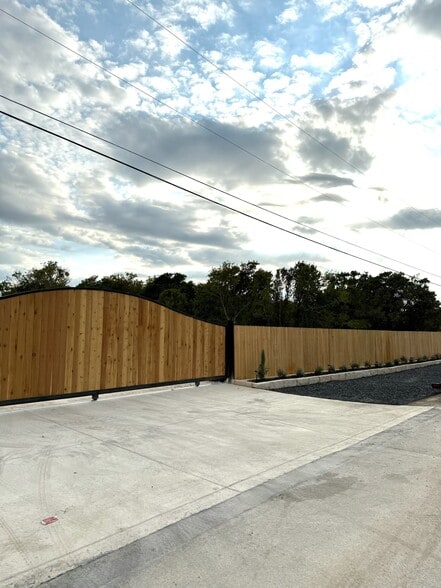 9602 Dewberry Path, Boerne, TX for lease - Building Photo - Image 3 of 15