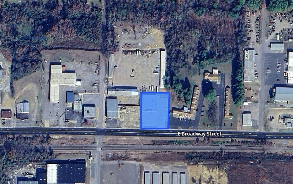 1313 E Broadway St, Morrilton, AR for sale - Building Photo - Image 2 of 3