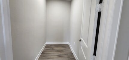 5501 Cabrera Dr, Sugar Land, TX for lease Interior Photo- Image 1 of 5