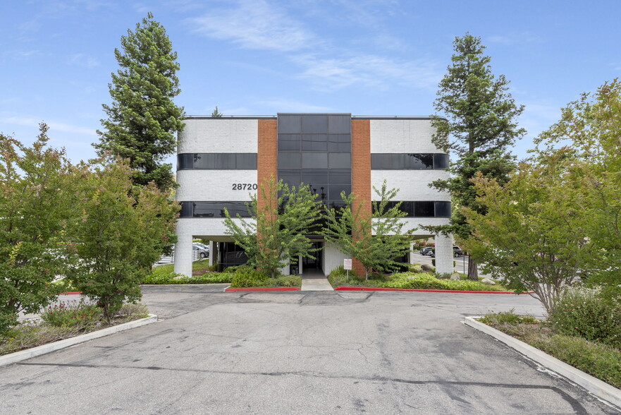 28720 Roadside Dr, Agoura Hills, CA for lease - Building Photo - Image 1 of 22