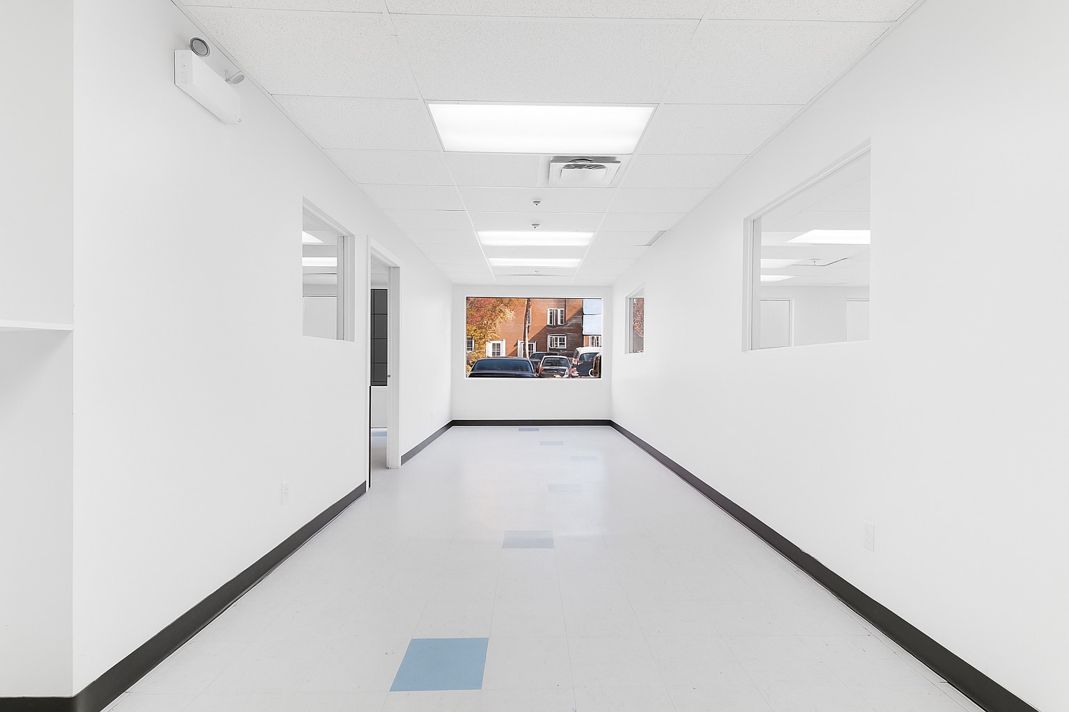 6525-6565 Boul Décarie, Montréal, QC for lease Interior Photo- Image 1 of 18