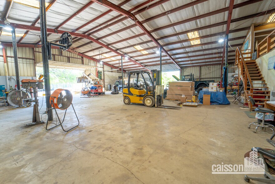 18949 Redland Rd, San Antonio, TX 78259 Industrial for Sale
