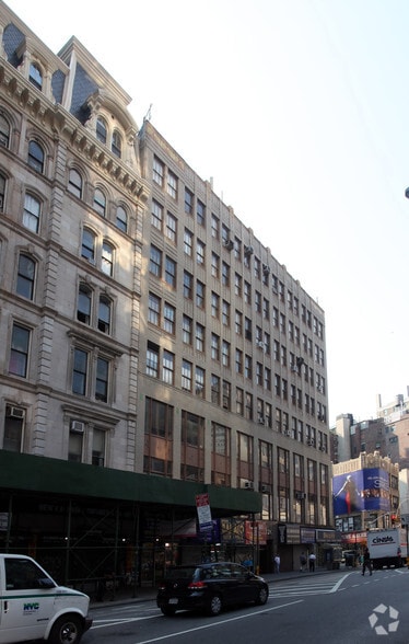 1220 Broadway, New York, NY for lease - Building Photo - Image 3 of 6