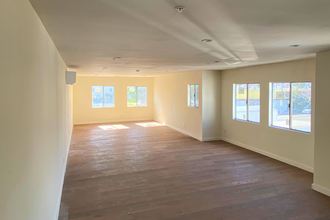 2071 W Washington Blvd, Los Angeles, CA for lease Interior Photo- Image 2 of 8