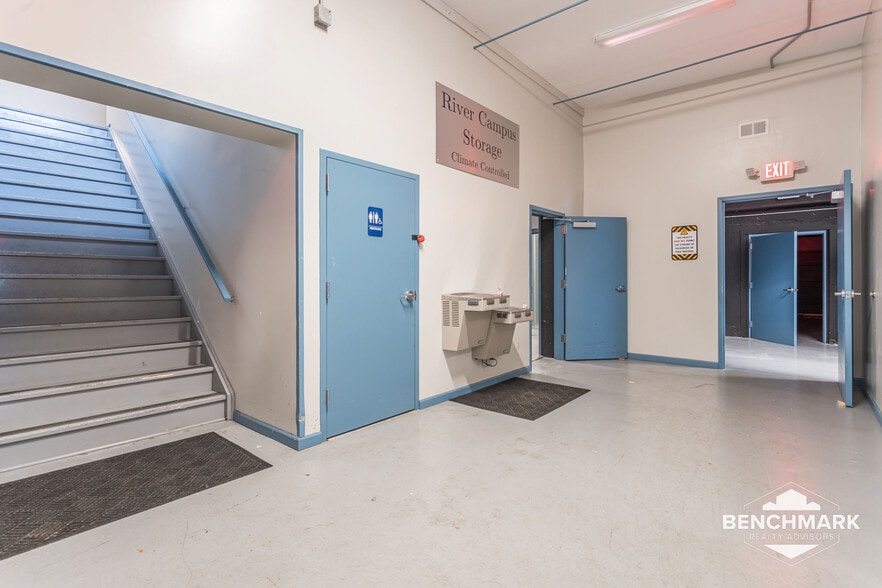 169-171 Flanders St, Rochester, NY for sale - Building Photo - Image 2 of 16