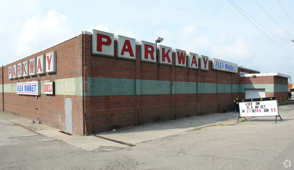 2515 McCorkle Ave, Saint Albans, WV for lease - Building Photo - Image 2 of 16