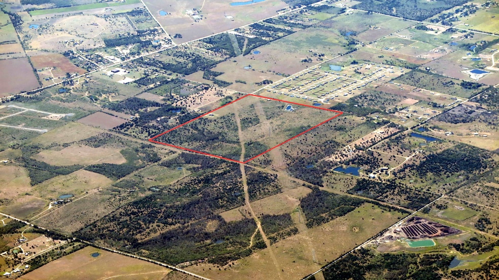 1001 Schubert, Kyle, TX for sale - Building Photo - Image 2 of 4