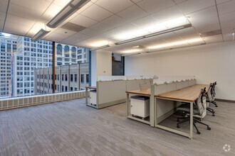 33 N Dearborn St, Chicago, IL for lease Interior Photo- Image 2 of 8