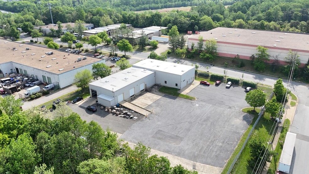 8200 Cryden Way, District Heights, MD for lease - Building Photo - Image 3 of 4