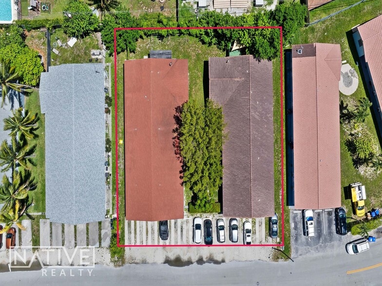 Multifamily Assemblage portfolio of 2 properties for sale on LoopNet.com - Building Photo - Image 2 of 11