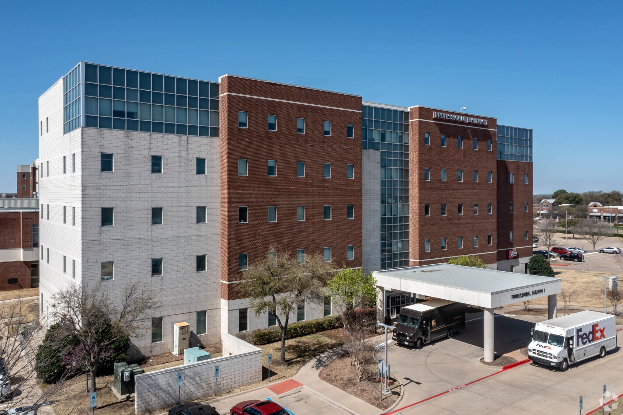 2800 E Broad St, Mansfield, TX 76063 Methodist Mansfield Physician