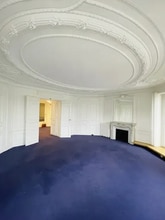1 Rue Du Bac, Paris for lease Interior Photo- Image 2 of 14