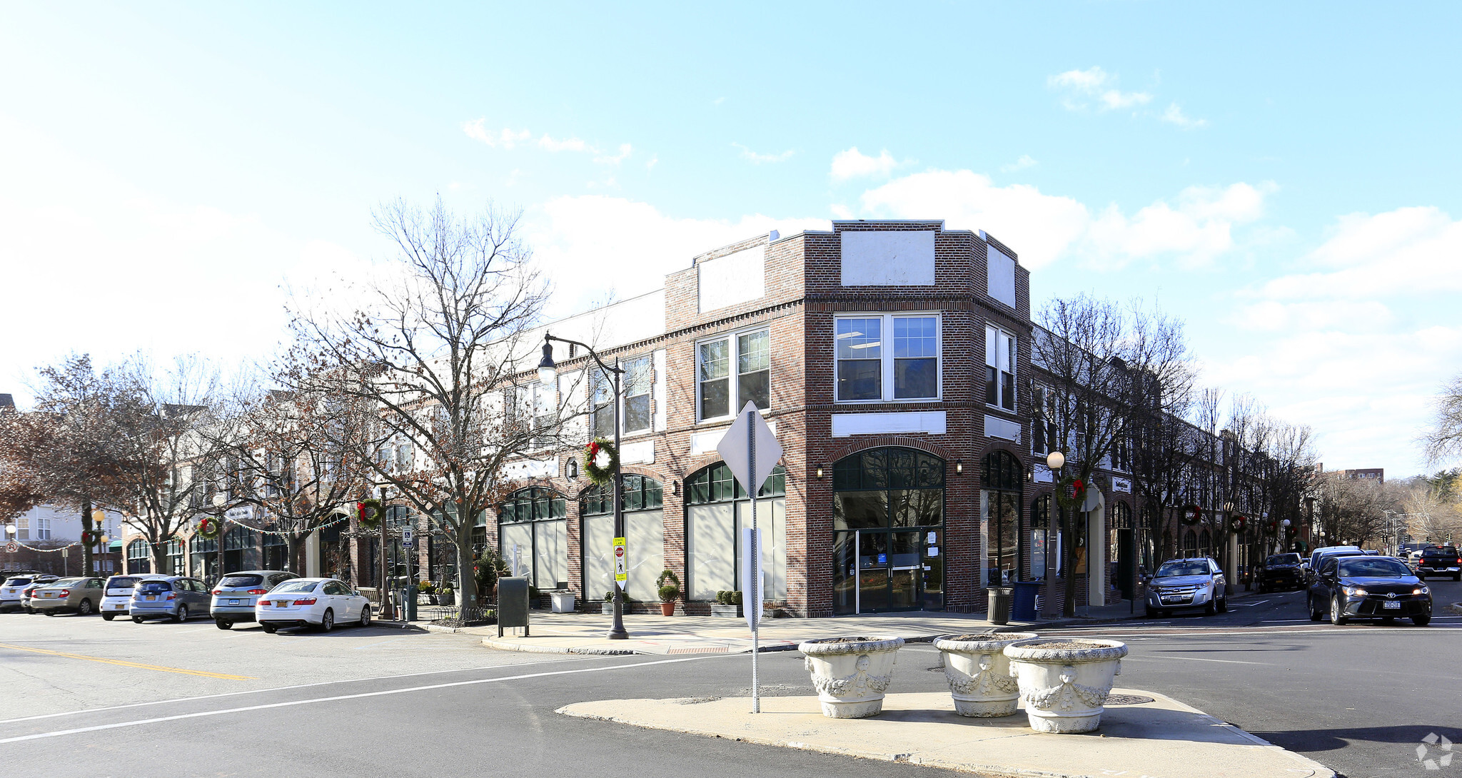 133-151 Parkway Rd, Bronxville, NY for lease Building Photo- Image 1 of 8