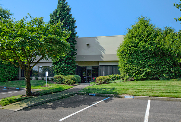 18151-18199 SW Boones Ferry Rd, Tualatin, OR for lease - Building Photo - Image 1 of 11