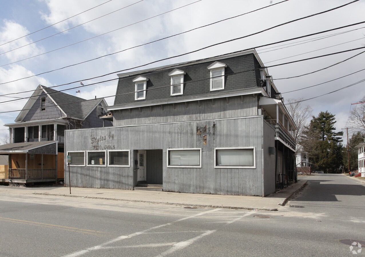 20382042 Main St, Three Rivers, MA 01080