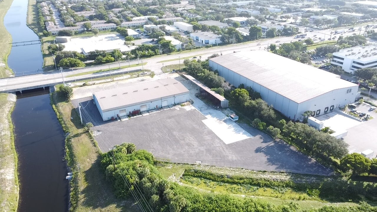 3450 Dr Martin Luther King Jr Blvd, West Palm Beach, FL for lease Building Photo- Image 1 of 5