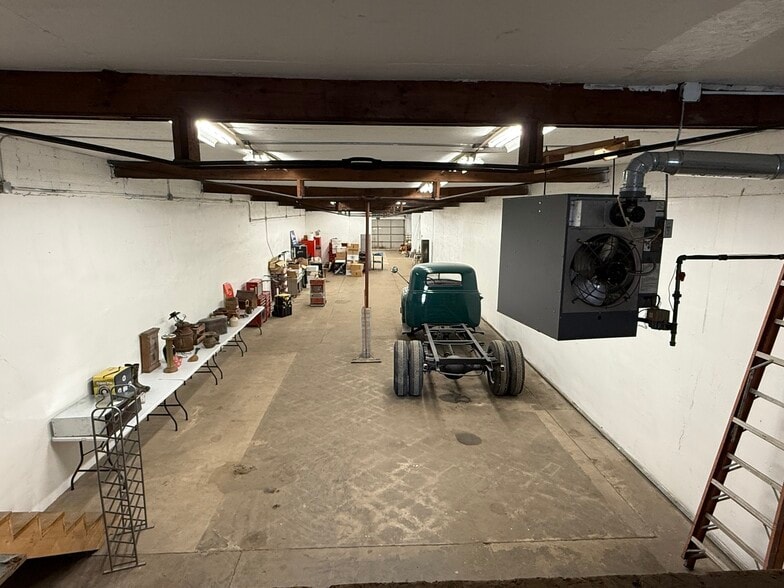 354 S East Ave, Kankakee, IL for sale - Building Photo - Image 2 of 6